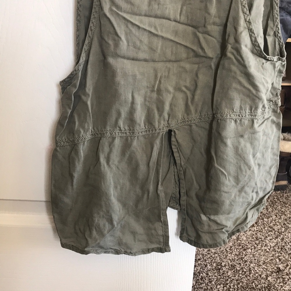 Button down tank - Picture 4 of 4